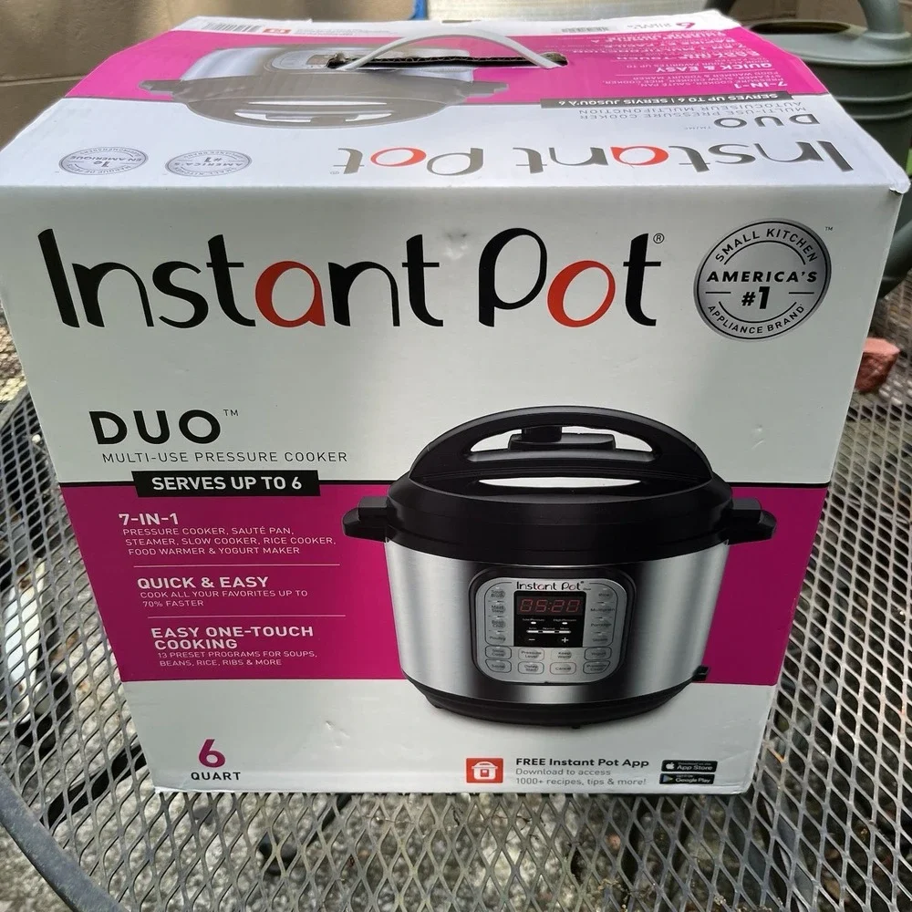 NIB INSTANT POT 7 IN 1 PROGRAMMABLE 6 QT IP-DUO60‎ V2 BRUSHED STAINLESS STEEL